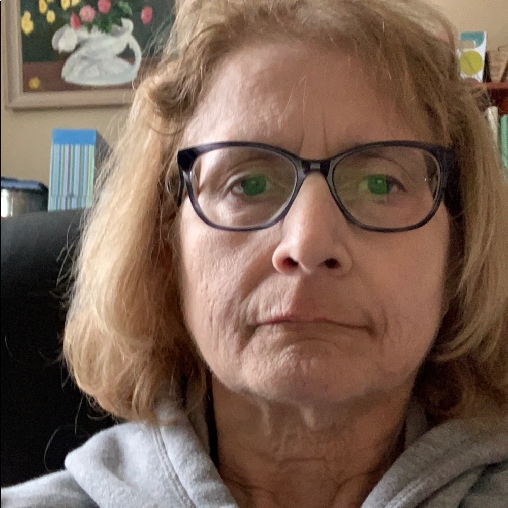 Meet your Posher, Maryjo